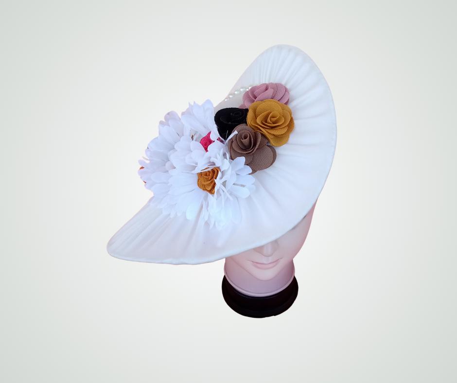Daisy Fascinator by Vee's Couture